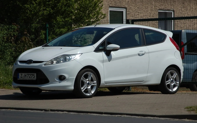 Ford Fiesta cena 18600 przebieg: 148000, rok produkcji 2009 z Wrocław małe 326
